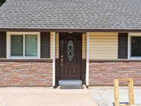 83 Brittle Lane, Hicksville NY 11801