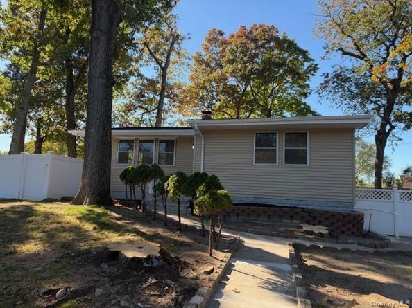 42 Gould Road, Centereach NY 11720