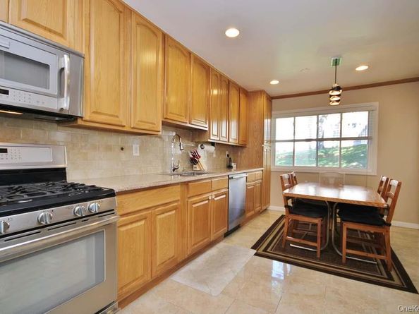 502 Bronxville Road, Bronxville NY 10708
