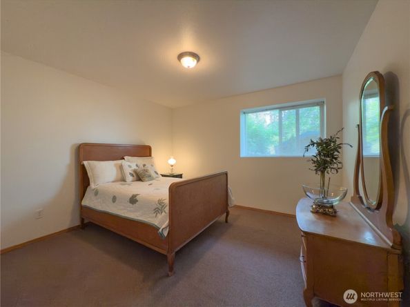 15 A Saratoga Drive, Hat Island WA 98206