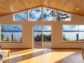 15 A Saratoga Drive, Hat Island WA 98206