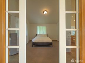 15 A Saratoga Drive, Hat Island WA 98206