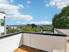 4425 Fremont Avenue N A, Seattle WA 98103