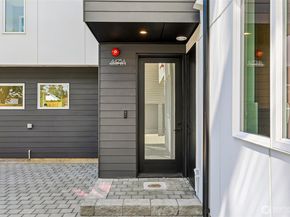 4425 Fremont Avenue N A, Seattle WA 98103