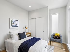 4425 Fremont Avenue N A, Seattle WA 98103