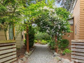20215 15th Avenue NW E, Shoreline WA 98177