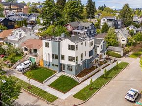 7403 Dayton Avenue N, Seattle WA 98103