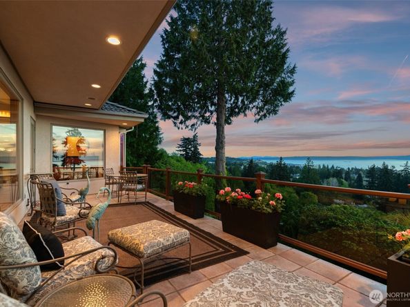 19314 94th Avenue W, Edmonds WA 98020