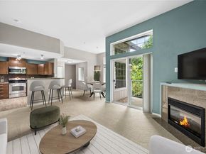 21048 40th Place S J2, SeaTac WA 98198