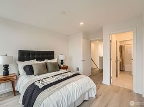 6610 Carleton Avenue S B, Seattle WA 98108