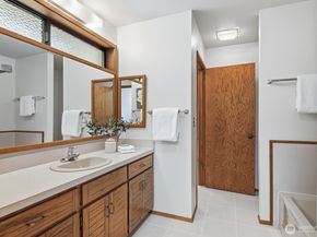 30130 SE Issaquah Fall City Road, Fall City WA 98024