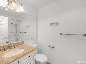 13717 Linden Avenue N 221, Seattle WA 98133