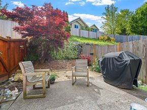 524 Pilchuck Path, Everett WA 98201
