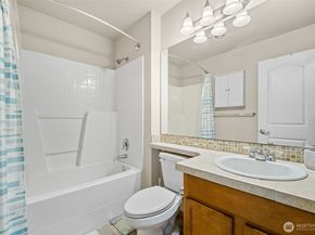 524 Pilchuck Path, Everett WA 98201