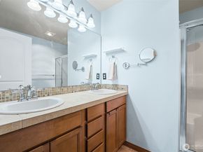 524 Pilchuck Path, Everett WA 98201