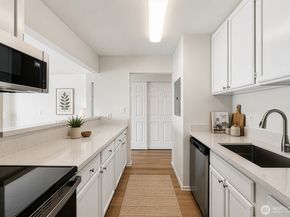 1221 Harbor Avenue SW 105, Seattle WA 98116