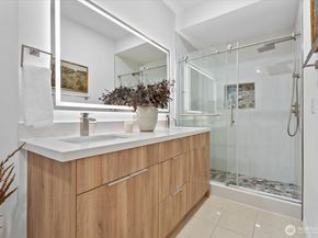 18550 NE 57th Street C18550, Redmond WA 98052