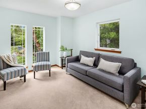 14730 75th Avenue NE, Kenmore WA 98028
