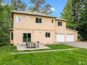 14730 75th Avenue NE, Kenmore WA 98028