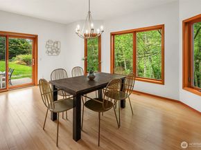 14730 75th Avenue NE, Kenmore WA 98028