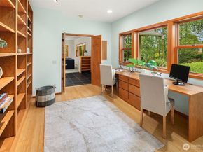 14730 75th Avenue NE, Kenmore WA 98028