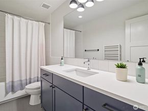 12332 38th Avenue NE, Seattle WA 98125