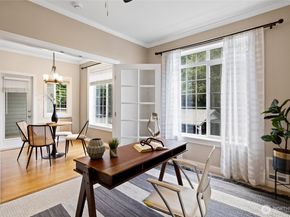 18505 SE Newport Way D118, Issaquah WA 98027