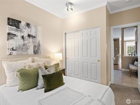 18505 SE Newport Way D118, Issaquah WA 98027