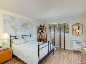 507 W Mercer Street 704, Seattle WA 98119