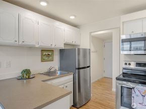 507 W Mercer Street 704, Seattle WA 98119