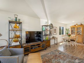 507 W Mercer Street 704, Seattle WA 98119