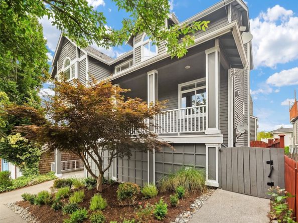 2112 N 64th Street, Seattle WA 98103