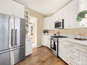2112 N 64th Street, Seattle WA 98103