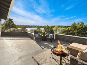 2112 N 64th Street, Seattle WA 98103