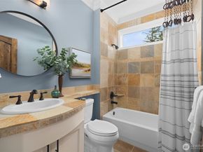6599 170th Place SE, Bellevue WA 98006