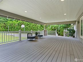 7214 204th Dr NE, Redmond WA 98053