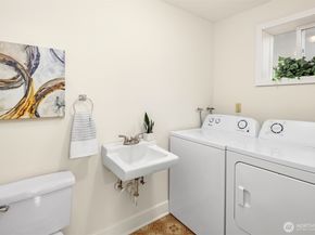 14011 98th Avenue NE, Kirkland WA 98034