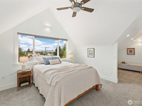 6716 37th Avenue SW, Seattle WA 98126