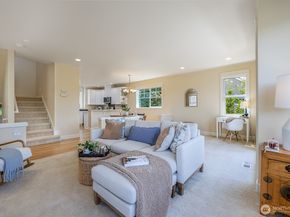 3030 31st Avenue W, Seattle WA 98199