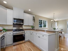 3030 31st Avenue W, Seattle WA 98199