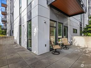 1085 103rd Avenue NE 100, Bellevue WA 98004