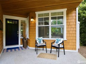 10115 NE 24th St, Bellevue WA 98004