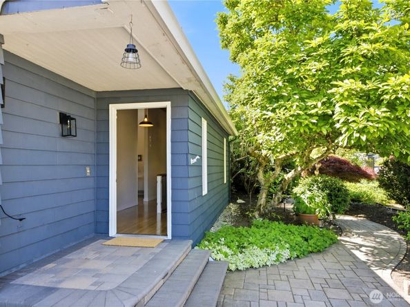 1346 177th Avenue NE, Bellevue WA 98008
