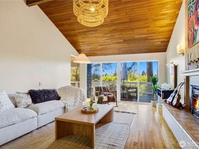 1346 177th Avenue NE, Bellevue WA 98008
