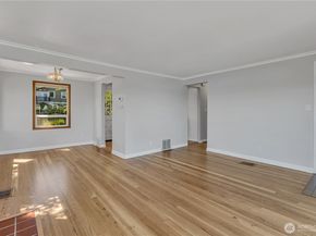 7811 S 112th Street, Seattle WA 98178
