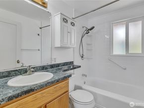 7811 S 112th Street, Seattle WA 98178