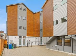 903 B NW 56th Street, Seattle WA 98107