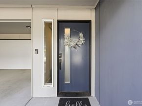 13710 Ash Way A2, Everett WA 98204
