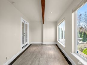 15423 SE 58th St, Bellevue WA 98006