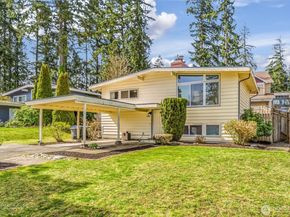 3953 153rd Avenue SE, Bellevue WA 98006